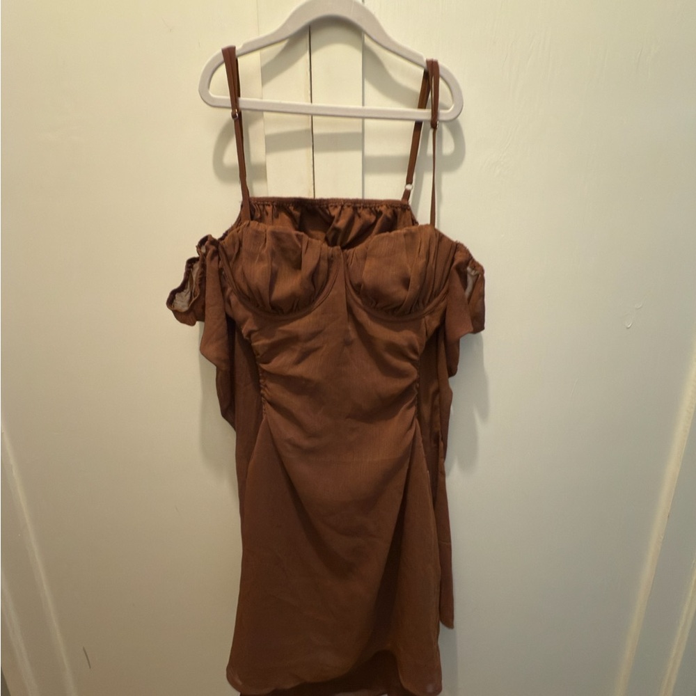 Elegant Brown Women's Top